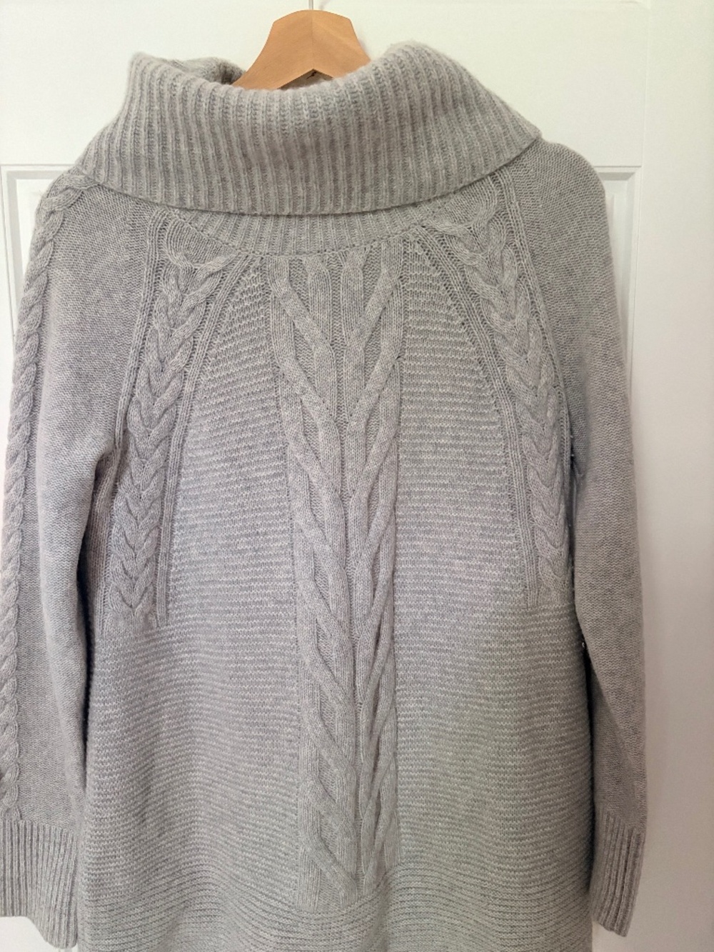 Talbots 100% Cashmere Cowl Neck Sweater Gray Cable Knit Size S
